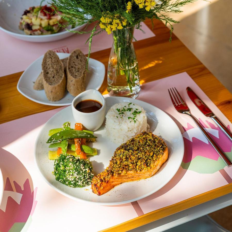 Bossa Nova Beirut Hotel Ngoại thất bức ảnh